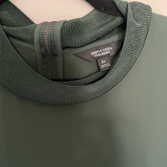 Vera Wang Blouse - Picture 5 of 6